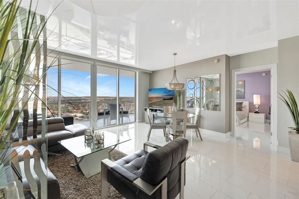1 N Ocean Blvd APT 1511, photo 6