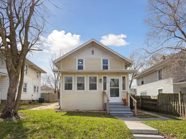 1146 Milton St, South Bend, IN 46613