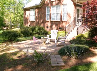 4570 Manna Dr, Winston Salem, NC 27101