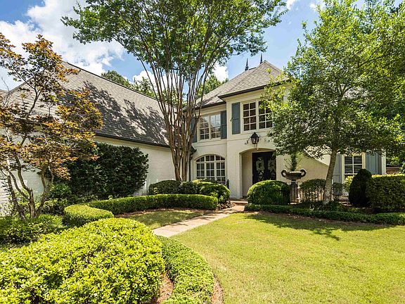 2nd image of 2902 Bentwood Oak Dr
