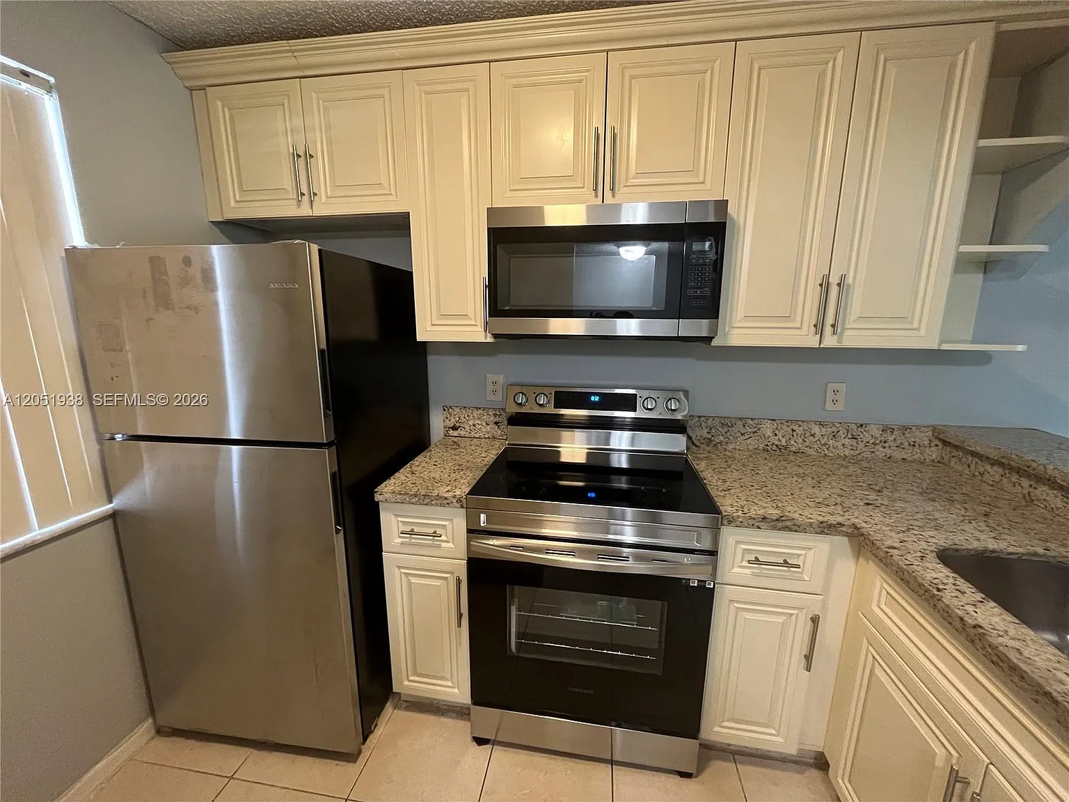 Forest Park Condo — Photo 2