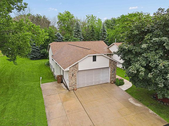2nd image of 1123 Stillmeadow Ln