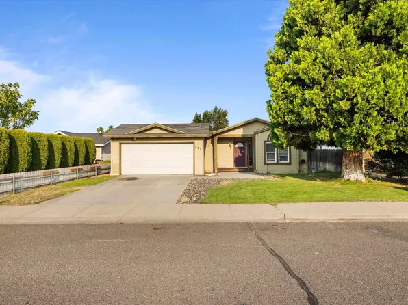 611 N Waldemar Ave, Pasco, WA 99301