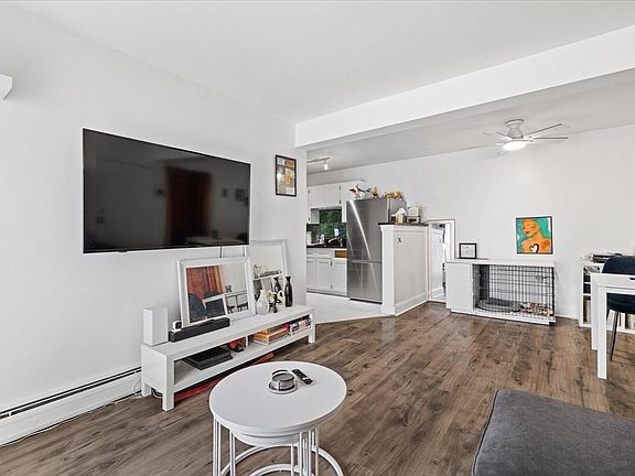 5th image of 35 Hosmer St APT 24