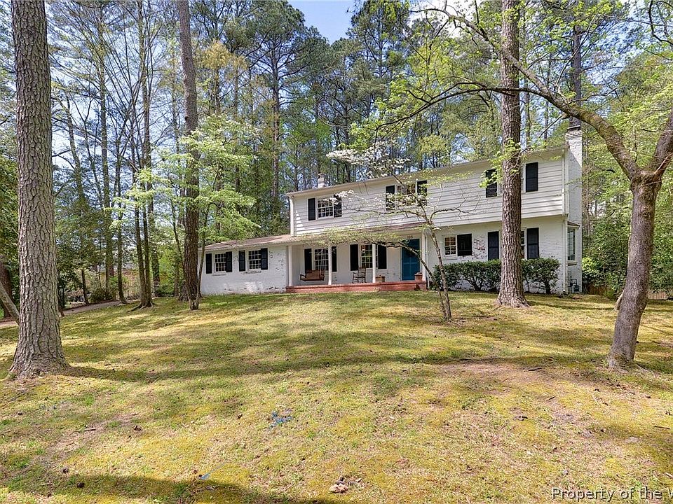 1st image of 105 Governors Dr