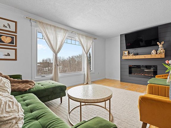 3rd image of 52432 Range Rd #20-1