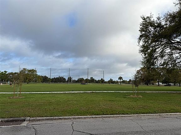 2nd image of 1917 Gilbert St