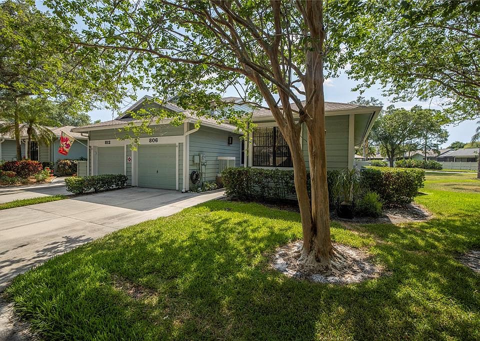 1st image of 806 Amelia Ct NE