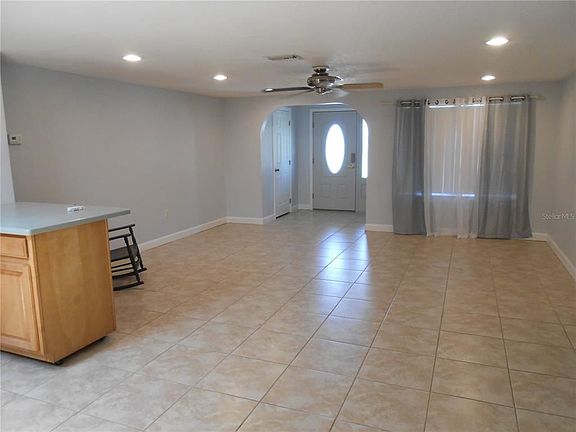 5th image of 711 Forest Hill Ln