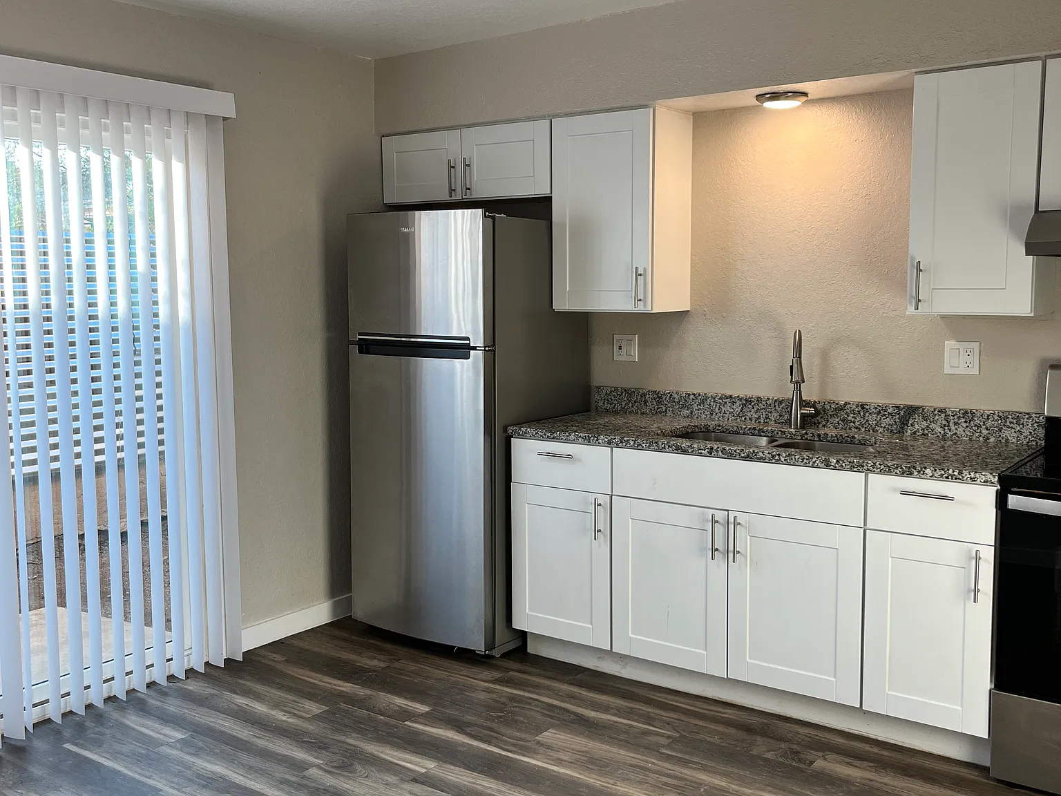 1 bed, 535 sqft, $1,050 — Photo 2