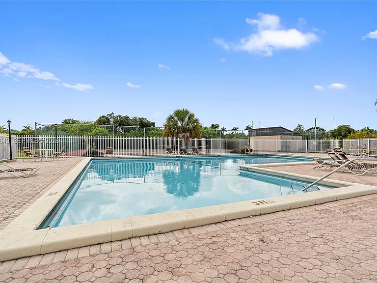 10875 SW 112th Ave #114 — Photo 31