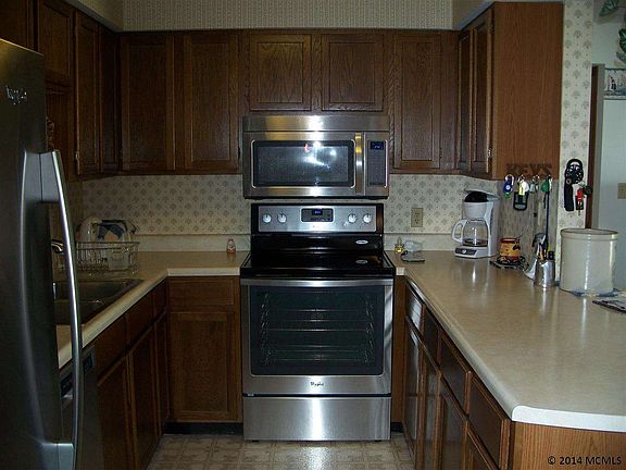 3rd image of 2351 S Lakeview Dr Unit A2