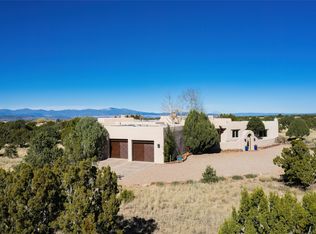 38 Wildhorse, Santa Fe, NM 87506
