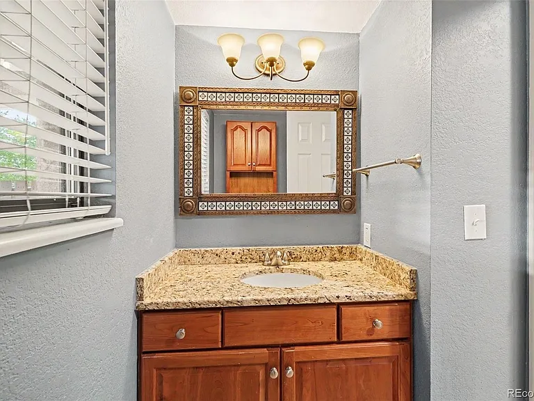 5937 S Jasmine St — Photo 21