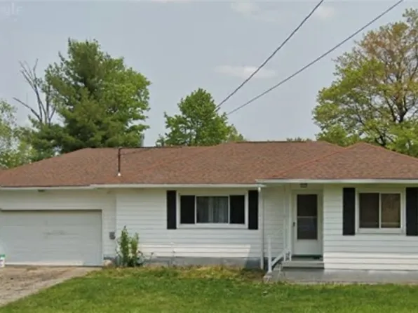 2407 Northview Dr, Cortland, OH 44410