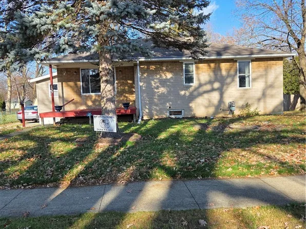139 Adams St, Wellington, OH 44090