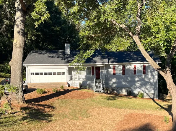 4447 Winder Hwy, Flowery Branch, GA 30542