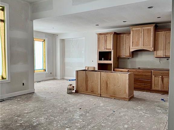 3rd image of 3907 W 158th Ter
