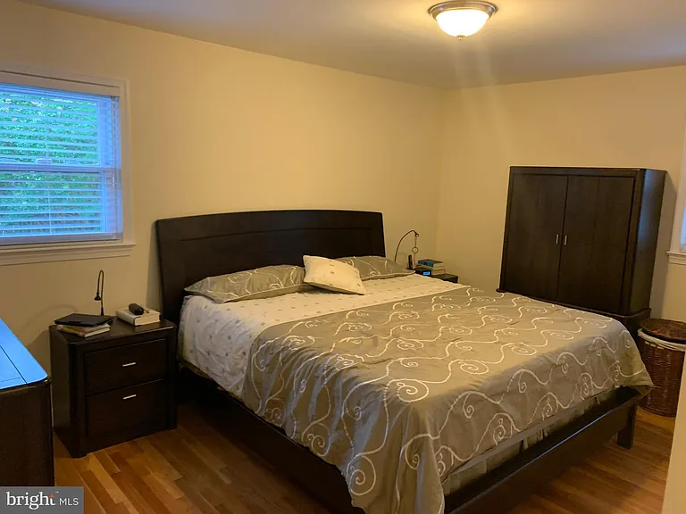8507 Victory Ln — Photo 16