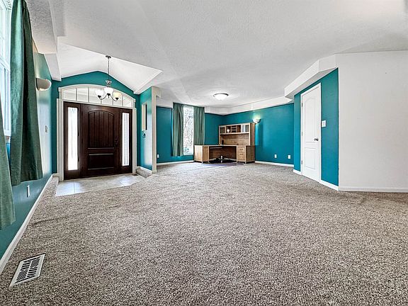 3rd image of 411 Edgemoor Rd