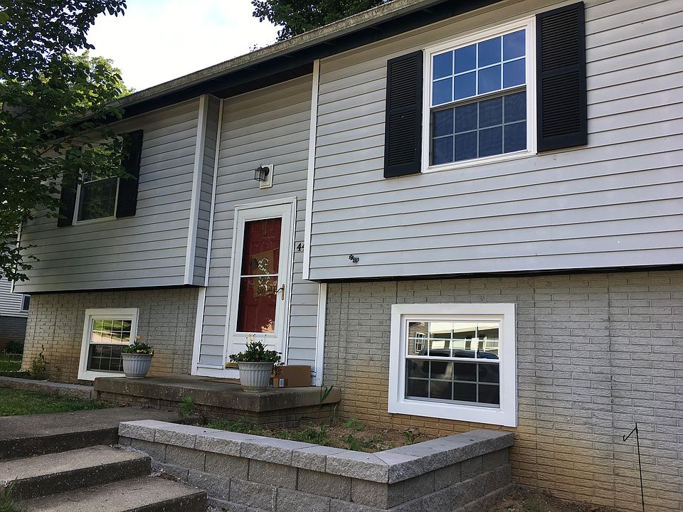 2nd image of 4418 Delta Queen Ln