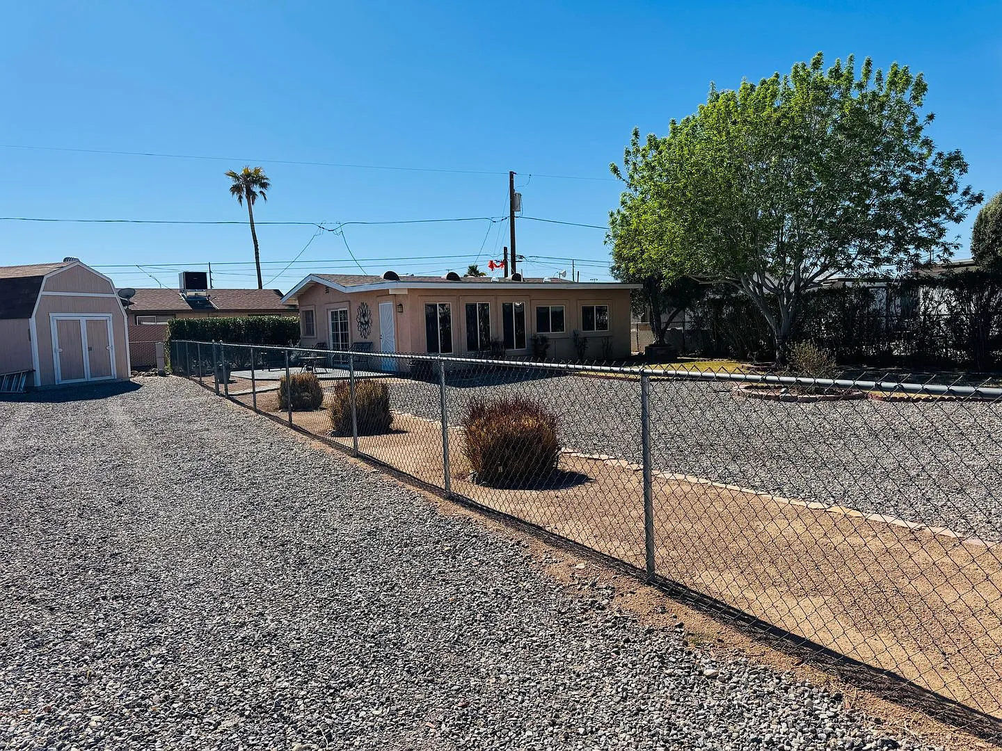 Charming 2-Bedroom Home Near the Colorado River with RV Parking- SHORT or LONG Term — Photo 1