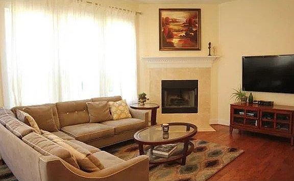 2nd image of 2930 Grand Oaks Loop