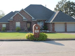 1905 Whipporwill Dr, McAlester, OK 74501