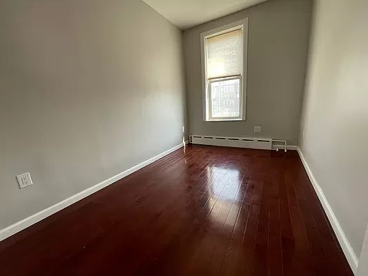 2nd image of 1429 Ovington Ave APT 2R