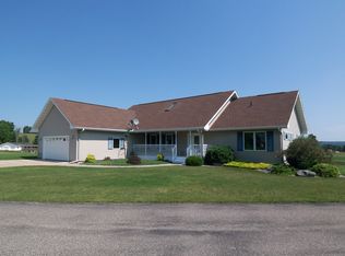 1367 Sheppards Ln, Niagara, WI 54151