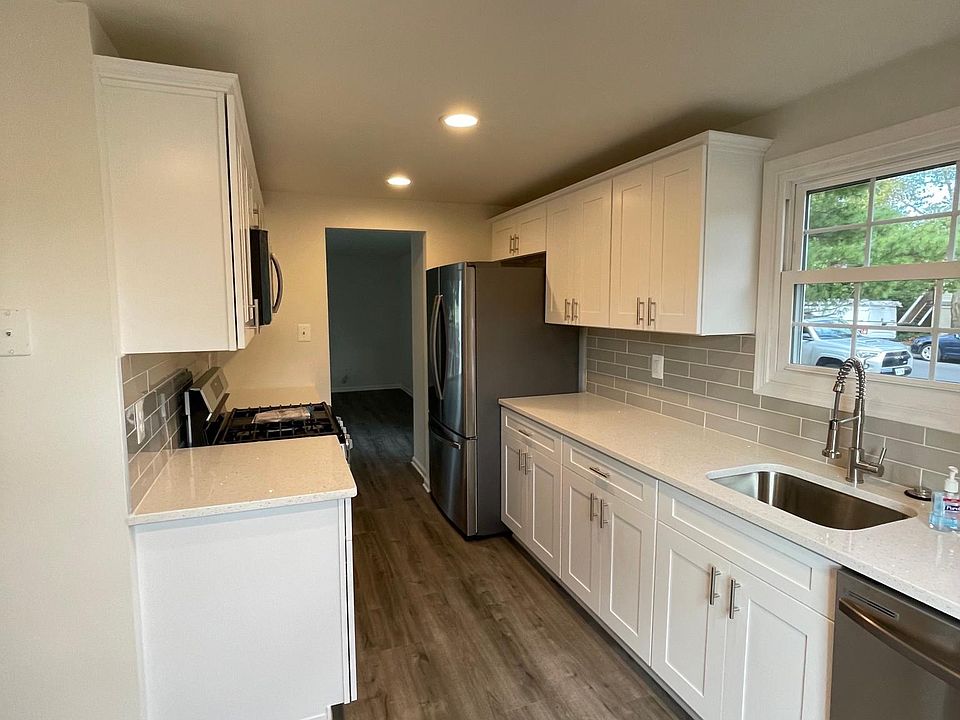 Upgraded Kitchen