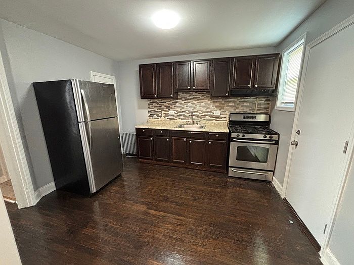 1st image of 6199 Chinquapin Pkwy