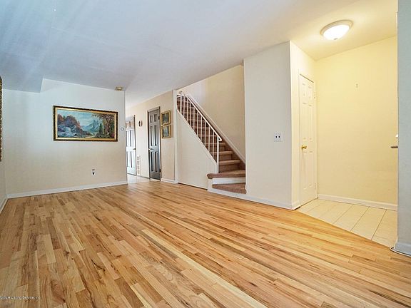 2nd image of 110 Gauldy Ave