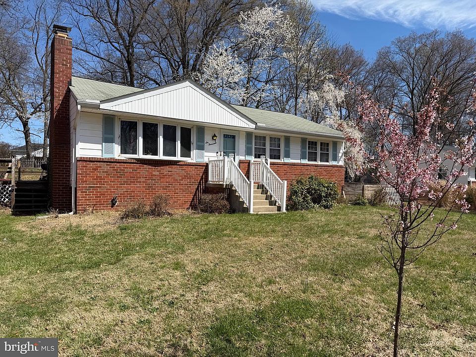1st image of 6000 Parkway Dr