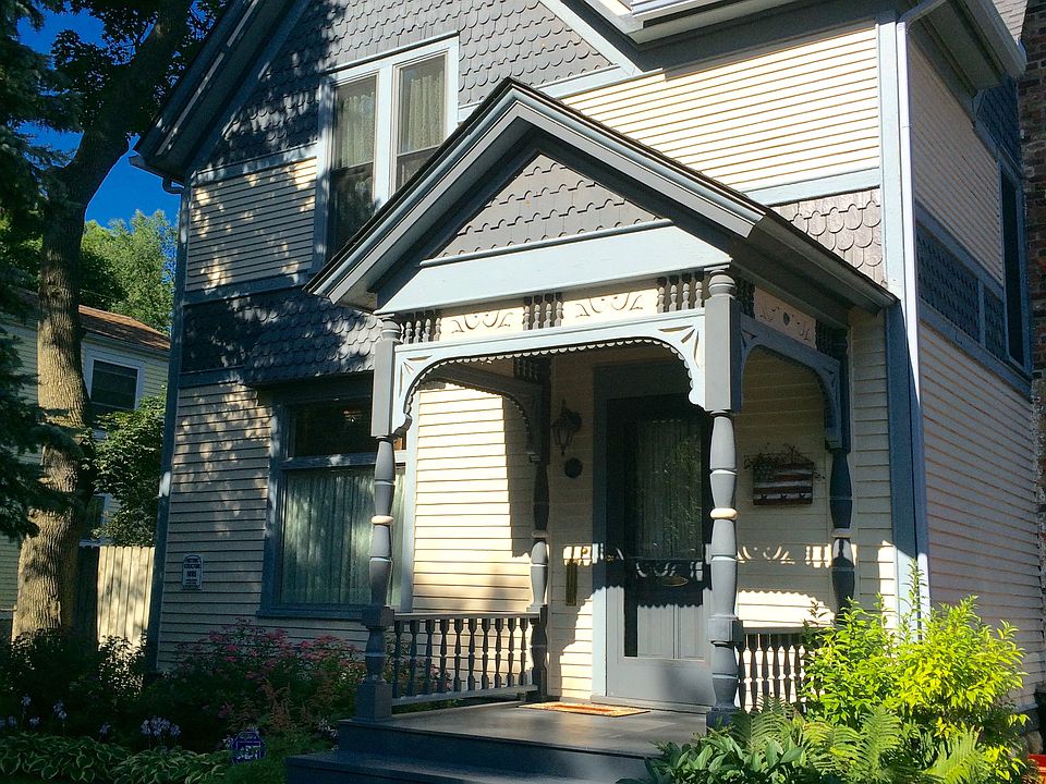 213 Oakwood St. Ypsilanti