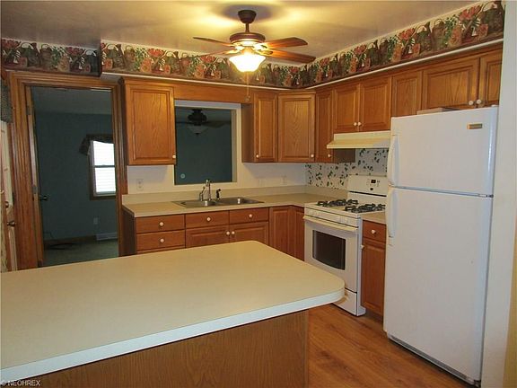 5th image of 4026 Traymore Dr