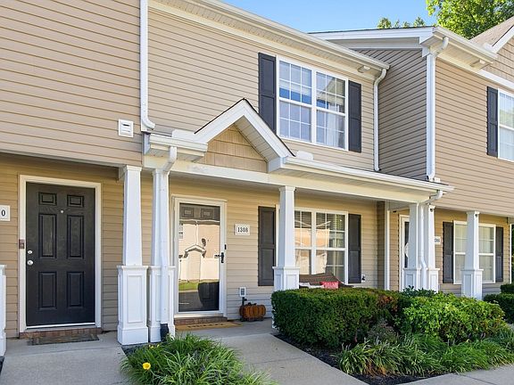 2nd image of 1308 Bunny Ct