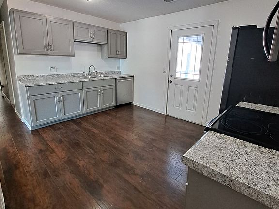 4th image of 9651 E Lake San Lynn Rd