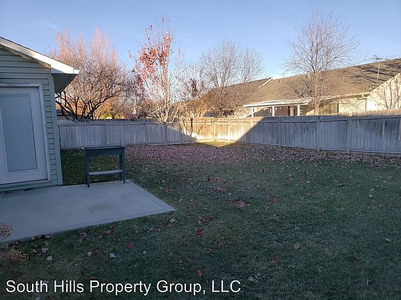 2nd image of 2505 Alderwood Ave