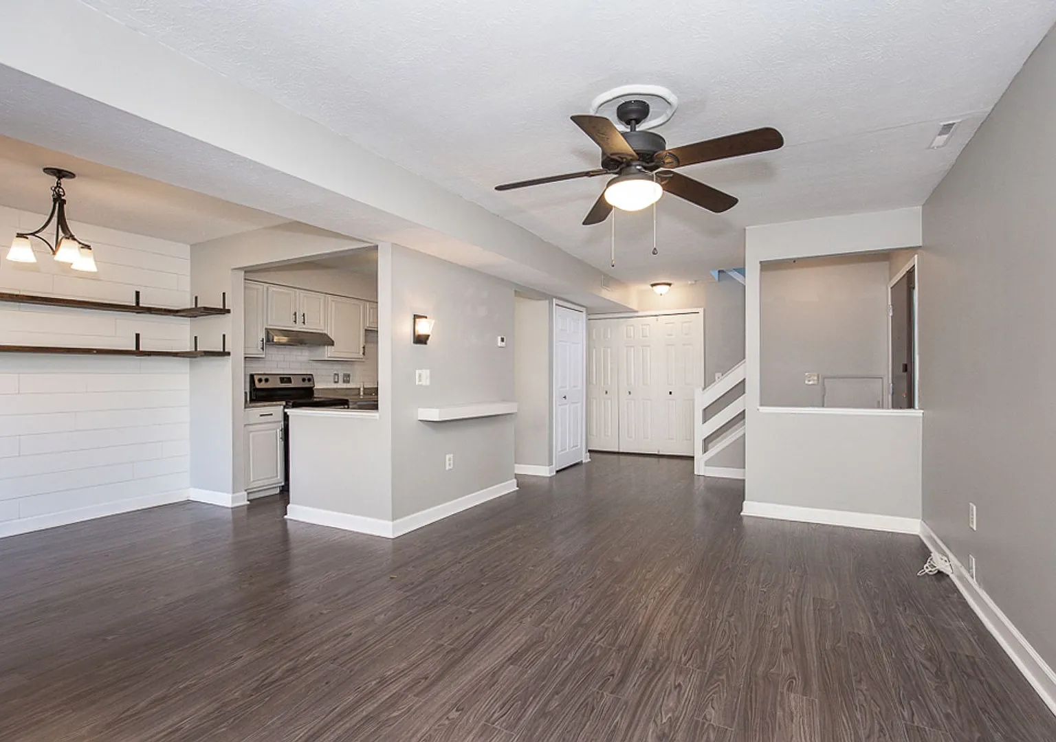 2 bedroom/1.5 bath condo! North Royalton!! — Photo 4