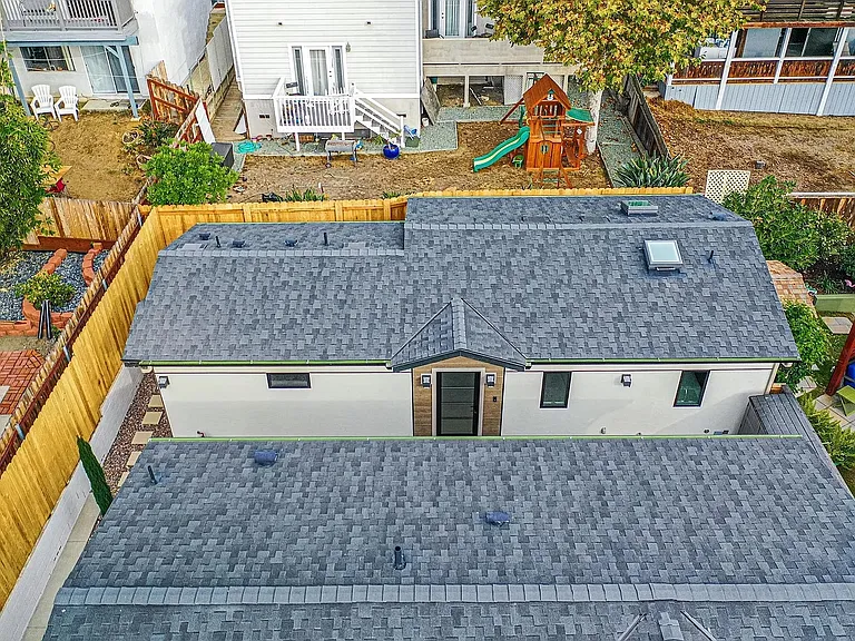 262 Barbara Ave — Photo 9