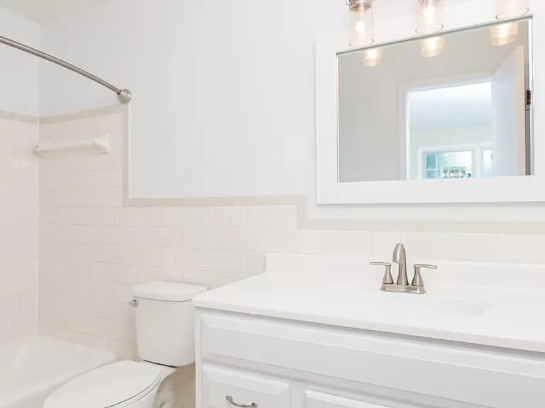 2180 Kingsbrook Dr — Photo 7