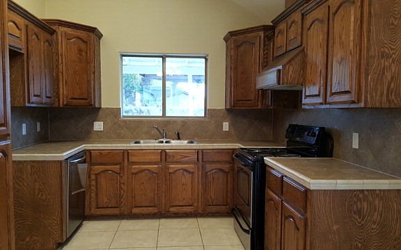 2nd image of 3013 Teresa Ave