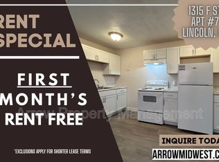 1315 F St #7, Lincoln, NE 68508