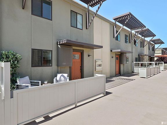 4th image of 7212 Admiralty Ln