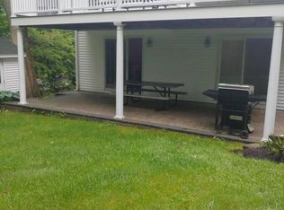 24 Island Pond Rd #1, Hampstead, NH 03841