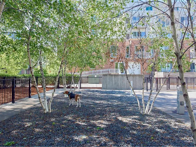 Flux Apartments — Photo 13