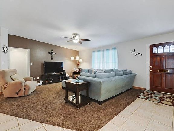 3rd image of 2849 Northwood Blvd