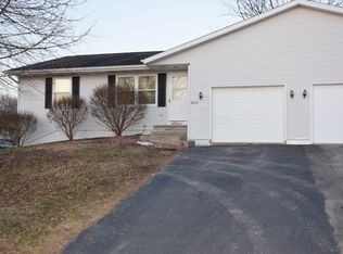 2700 3rd Ave, Monroe, WI 53566