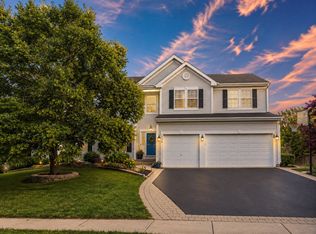 130 Norman Dr, McHenry, IL 60050